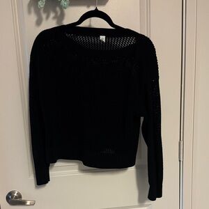 Old Navy Women's Black Crew Neck Sweater